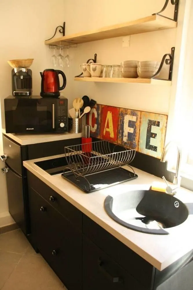 Apartment L'Oustaria 3 Bedrooms Apartment, Old Town Nice