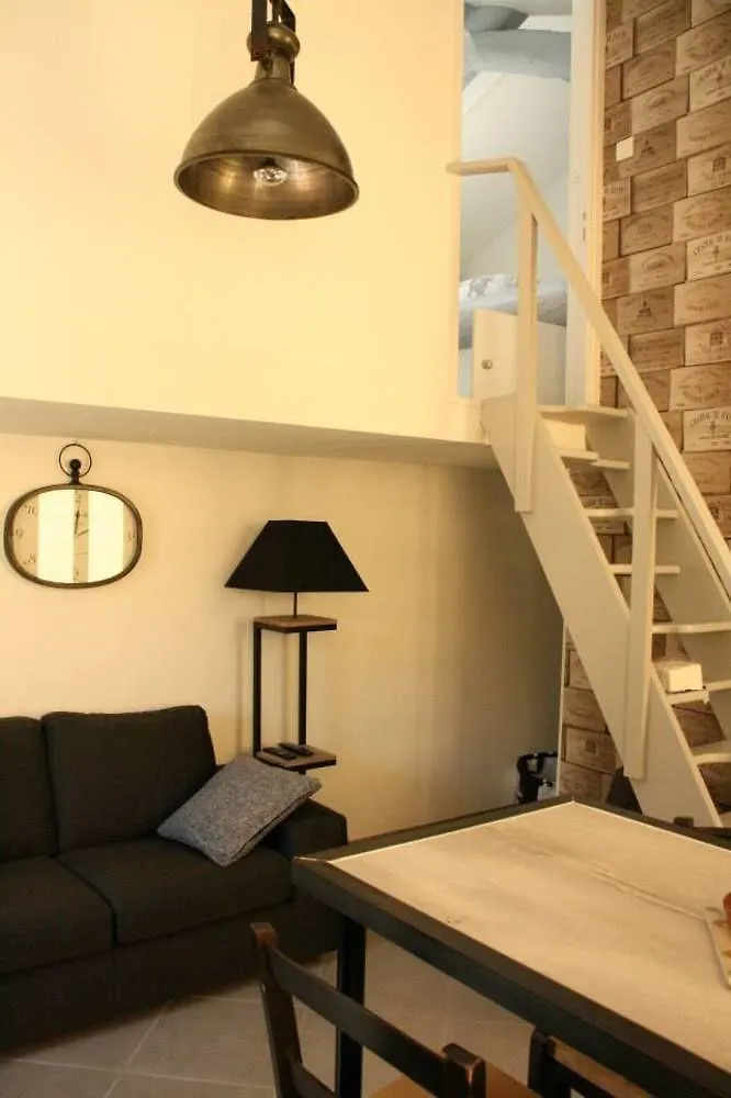 L'Oustaria 3 Bedrooms Apartment, Old Town Nice 0*,