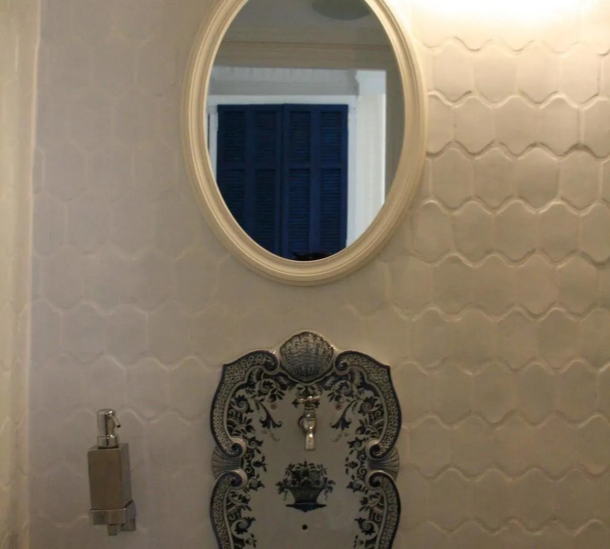 L'Oustaria 3 Bedrooms Apartment, Old Town Nice Apartment