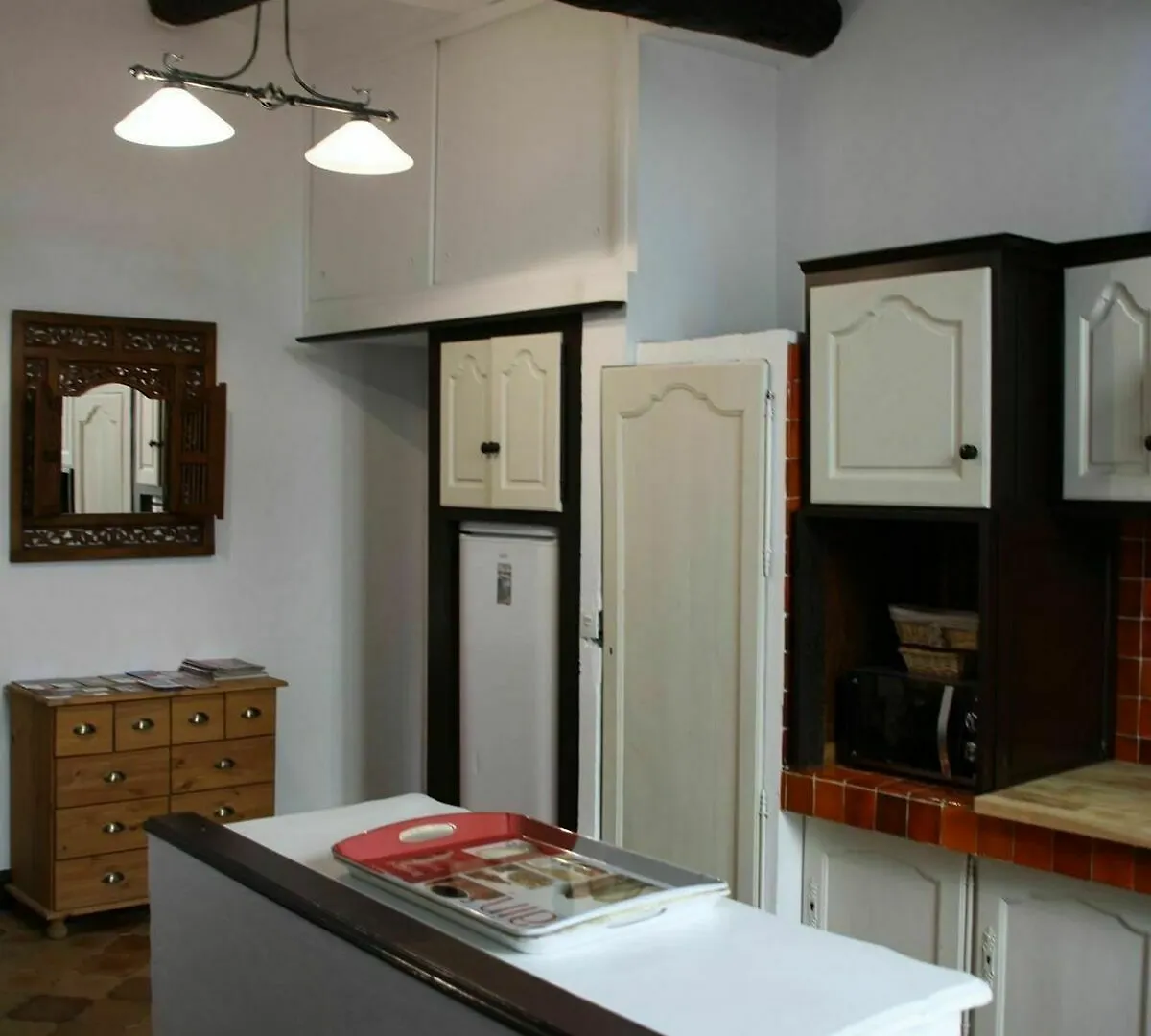 Apartment L'Oustaria 3 Bedrooms Apartment, Old Town Nice